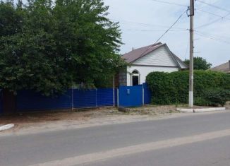 Продам дом, 58.2 м2, посёлок городского типа Усть-Донецкий, улица Строителей, 104