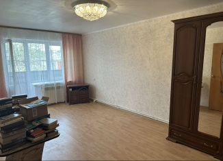 Продается 2-ком. квартира, 55 м2, рабочий посёлок Кантемировка, площадь Ленина