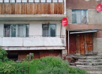 Продается трехкомнатная квартира, 64 м2, село Первомайское, улица Ленина