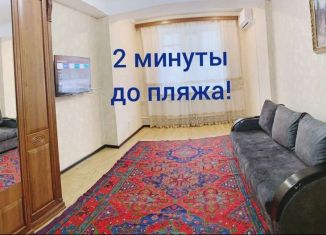 Сдаю однокомнатную квартиру, 47 м2, Каспийск, улица М. Халилова, 32А