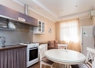 Продается 2-комнатная квартира, 60.4 м2, Краснодарский край, улица Бигдая, 7Б