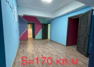 Продаю помещение свободного назначения, 170 м2, Евпатория, Театральная площадь