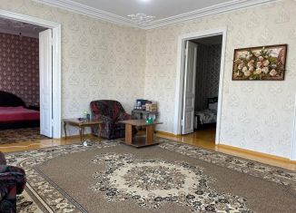 Продажа 4-ком. квартиры, 150 м2, Кизляр, Советская улица, 9