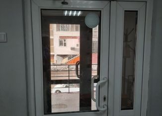 Сдаю помещение свободного назначения, 83.9 м2, Саха (Якутия), улица Каландаришвили