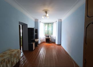 Продаю 2-ком. квартиру, 41.1 м2, Ишимбай, Советская улица, 58