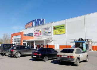 Сдается торговая площадь, 14.9 м2, Курск, улица Косухина, 51