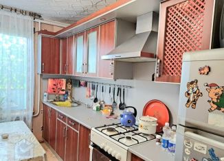 Продаю 3-ком. квартиру, 65 м2, село Кольцово, улица Новые Черёмушки, 1