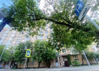 Сдам в аренду 3-ком. квартиру, 74 м2, Москва, Красноармейская улица, Красноармейская улица