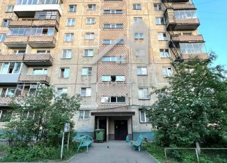 Продажа 3-комнатной квартиры, 53 м2, Новокузнецк, проспект Дружбы, 62