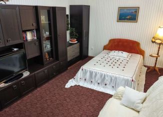 Сдается 1-комнатная квартира, 37 м2, Крым, улица Руданского, 22