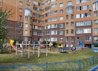 Сдам однокомнатную квартиру, 40 м2, Омск, проспект Комарова, 17к1, Кировский округ