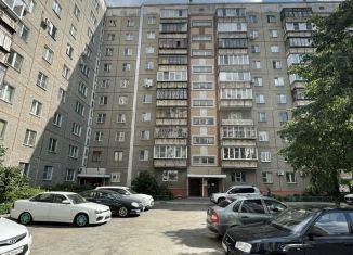 Продаю 3-комнатную квартиру, 67 м2, Челябинск, улица Плеханова, 4