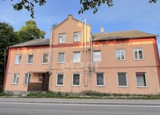 Продается трехкомнатная квартира, 57.6 м2, Калининградская область, Советская улица, 7