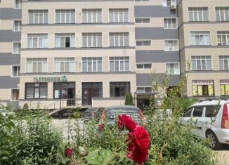 Продам двухкомнатную квартиру, 65 м2, Каспийск, Молодёжная улица, 2