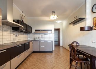 Сдается 5-комнатная квартира, 143 м2, Санкт-Петербург, проспект Ветеранов, 75к3