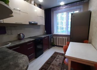 Аренда двухкомнатной квартиры, 55 м2, Тюменская область, улица Щербакова, 96А