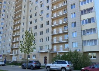 Двухкомнатная квартира на продажу, 64.8 м2, дачный посёлок Кокошкино, улица Ленина, 12