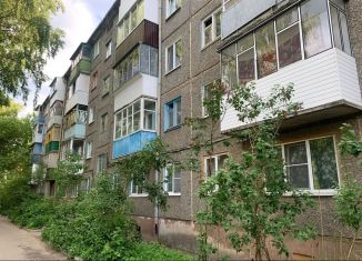 Двухкомнатная квартира на продажу, 45 м2, Орловская область, Комсомольская улица, 370