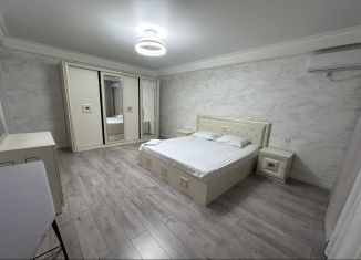 Сдам 2-комнатную квартиру, 65 м2, Каспийск, улица Зейнудина Батманова, 16