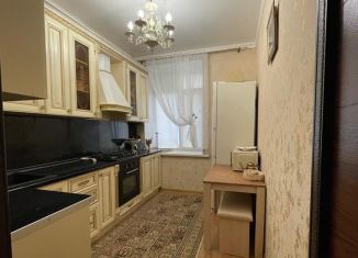 Продам двухкомнатную квартиру, 65 м2, Каспийск, улица Алфёрова, 4