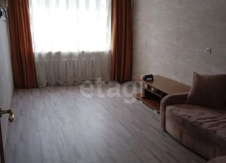 Продаю двухкомнатную квартиру, 47 м2, Кемерово, проспект Шахтёров, 36