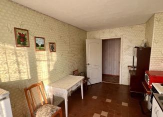 Продается трехкомнатная квартира, 87 м2, Крым, улица Ворошилова, 1А