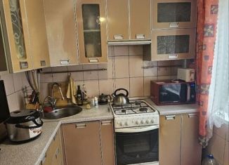 Продам 3-комнатную квартиру, 60 м2, Новгородская область, Александровская улица, 41