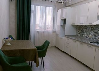 3-ком. квартира в аренду, 90 м2, Дагестан, улица Юрия Гагарина, 18М
