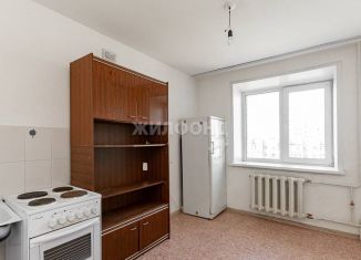 Продаю однокомнатную квартиру, 33 м2, Новоалтайск, улица Анатолия, 94