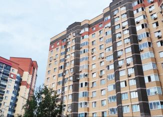 Сдается в аренду двухкомнатная квартира, 58 м2, Московская область, улица Чугунова, 41