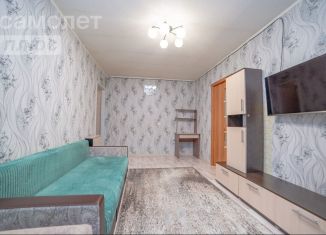 Продаю 2-комнатную квартиру, 44 м2, Екатеринбург, улица Токарей, 44к2, метро Геологическая