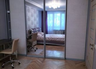Сдается в аренду двухкомнатная квартира, 50 м2, Москва, Солнцевский проспект, 24к1, метро Солнцево