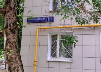 Продажа 3-комнатной квартиры, 64 м2, Москва, Петрозаводская улица, 12