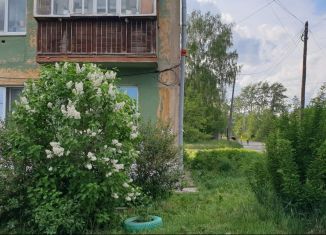 Продается двухкомнатная квартира, 43.4 м2, Свердловская область, улица Бажова, 22