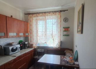 Продажа трехкомнатной квартиры, 68.5 м2, Астрахань, улица Безжонова, 86к1