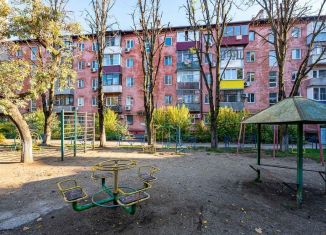 Двухкомнатная квартира на продажу, 43 м2, Краснодар, улица Крупской, 103, микрорайон район 40 лет Победы