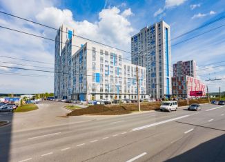 Продаю 3-ком. квартиру, 81.1 м2, Екатеринбург, улица Щербакова, 148