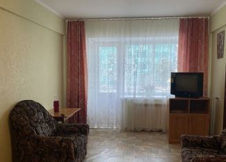 Продам 2-комнатную квартиру, 45.5 м2, Железногорск, улица Свердлова, 11