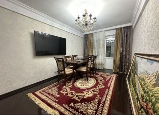 Продается трехкомнатная квартира, 73 м2, Махачкала, Ленинский район, улица Хаджи Булача, 3Б