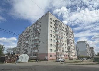 Продаю двухкомнатную квартиру, 64 м2, Ярославль, улица Доронина, 10, Фрунзенский район