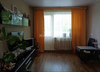 Продам трехкомнатную квартиру, 61 м2, Новосибирск, улица Тимирязева, 58, метро Площадь Гарина-Михайловского