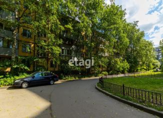 Продается 2-комнатная квартира, 48.7 м2, Санкт-Петербург, Витебский проспект, 87к3, метро Купчино