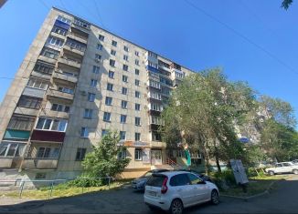 Продается 2-комнатная квартира, 45.9 м2, Оренбургская область, проспект Ленина, 95