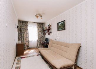 Продается двухкомнатная квартира, 44.4 м2, Новосибирск, метро Золотая Нива, улица Адриена Лежена, 24