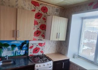 Сдам 2-ком. квартиру, 53 м2, Дюртюли, улица Василия Горшкова, 25