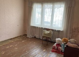 Продажа 2-комнатной квартиры, 46 м2, Нижнекамск, проспект Химиков, 70Г