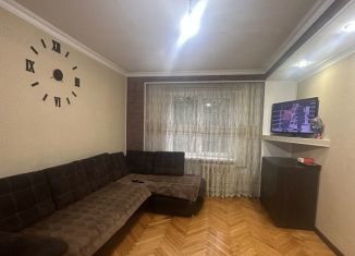 Продается трехкомнатная квартира, 60 м2, Владикавказ, проспект Доватора, 252