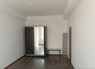 Продам 2-комнатную квартиру, 40 м2, Махачкала, улица Каммаева, 15В