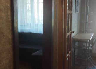 Сдача в аренду 2-комнатной квартиры, 44 м2, Новокузнецк, улица Кузнецова, 25