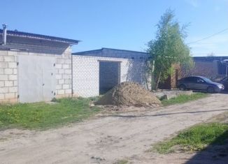 Продам гараж, 30 м2, Новозыбков, площадь Октябрьской Революции